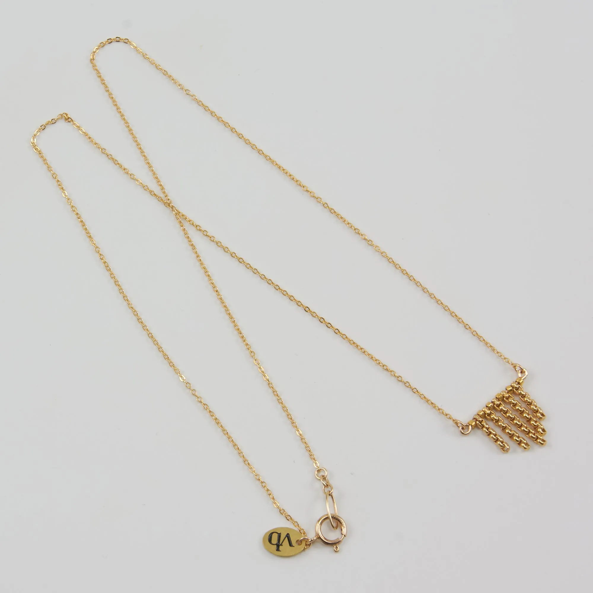 CHRYSA FRILL PENDANT NECKLACE
