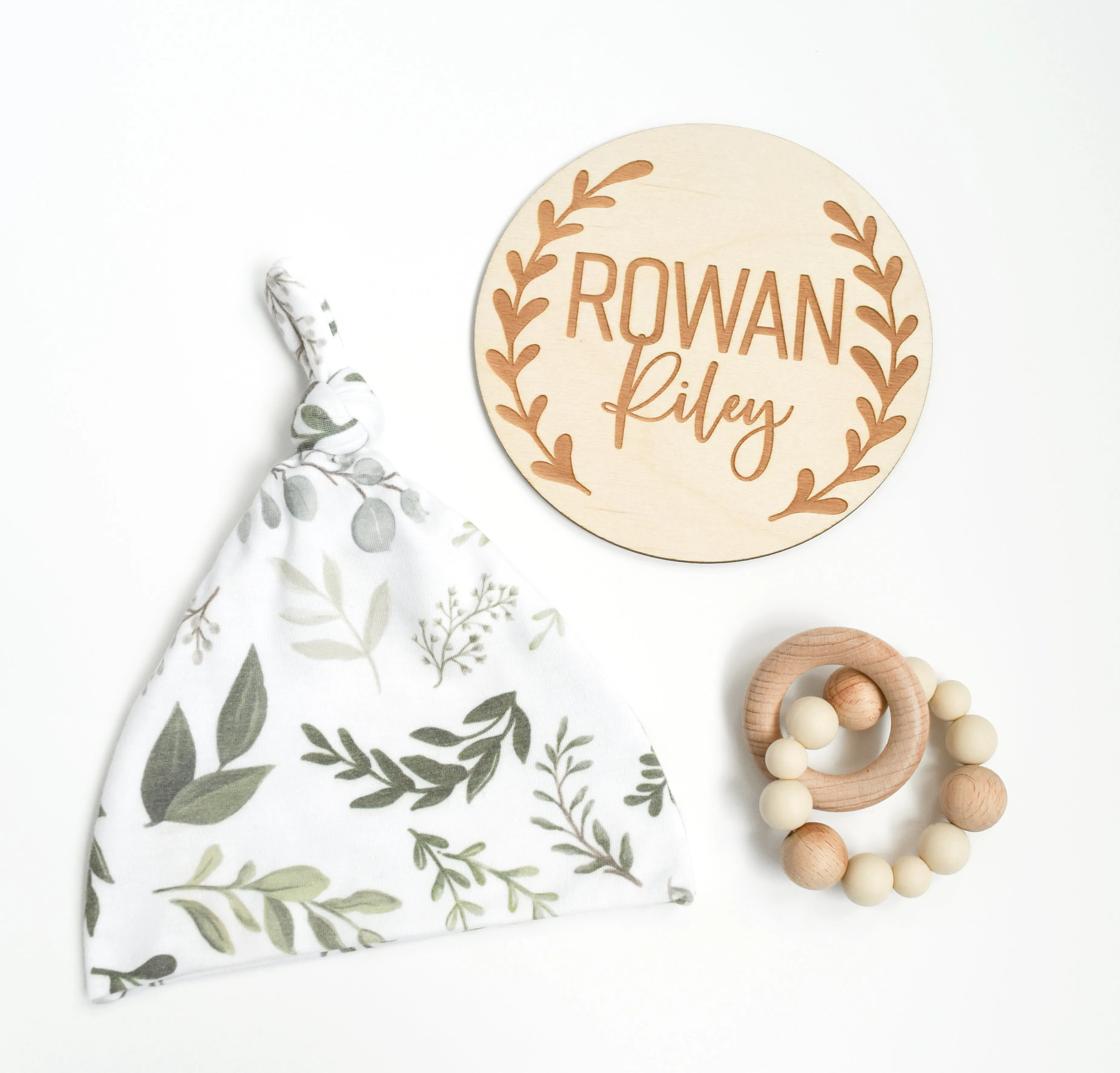 Custom Name Sign: Graceful Greenery