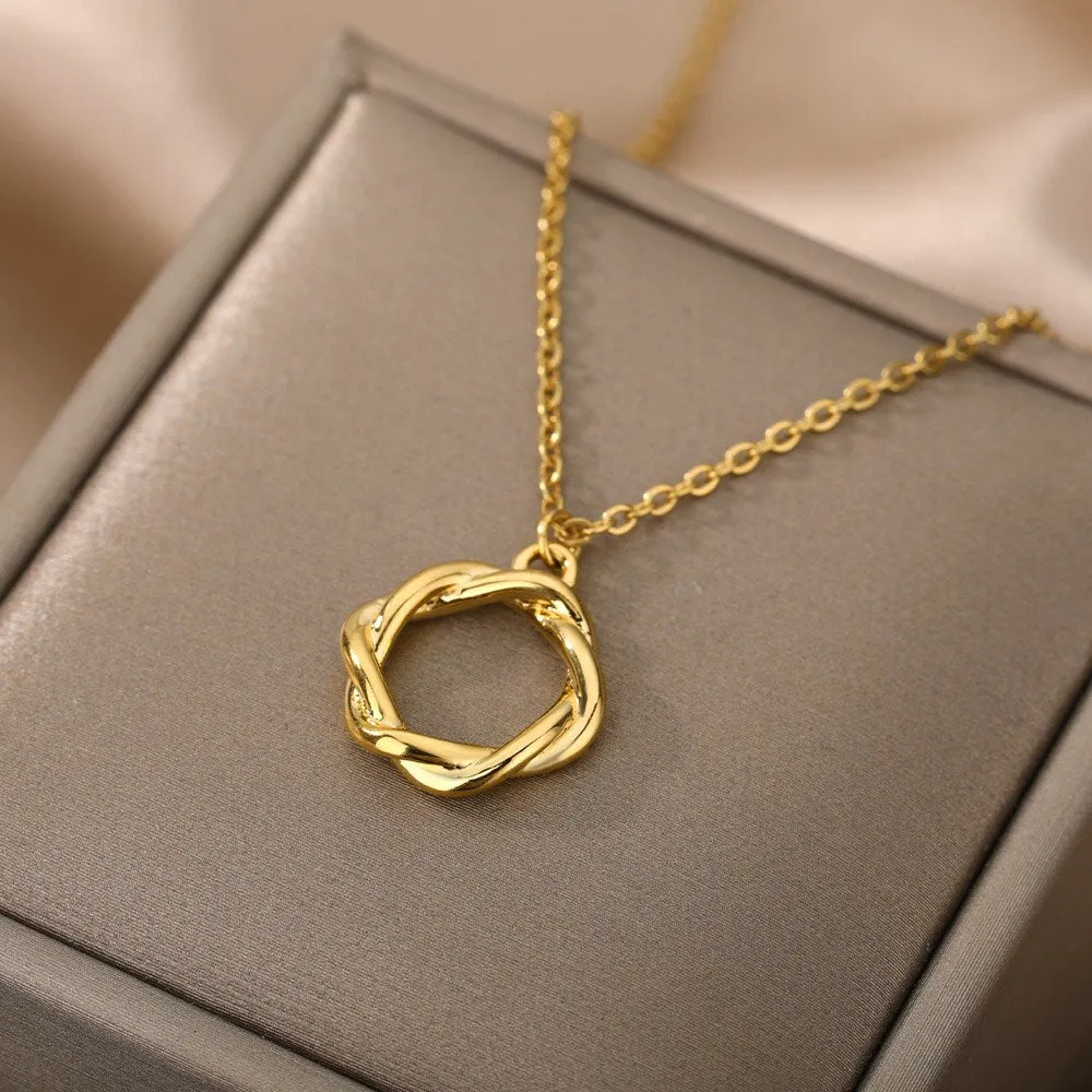 Elegant Hollow Round Pendant Necklaces For Women