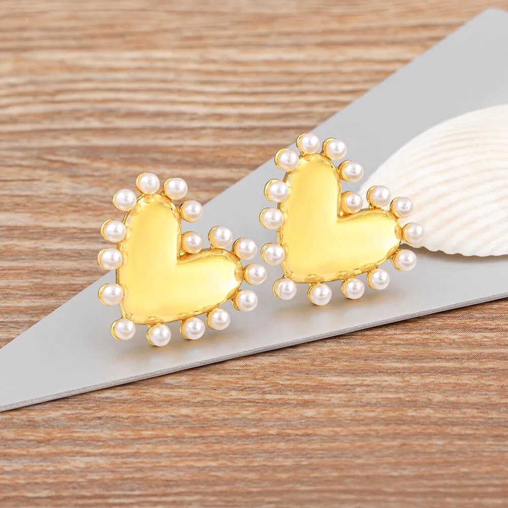 Fashion Heart Shape Creativity Design Pearl Stud Earrings For Woman