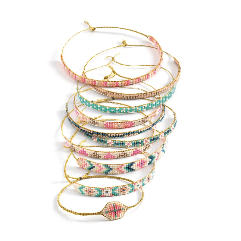 Friendship Bracelets Loom Kit