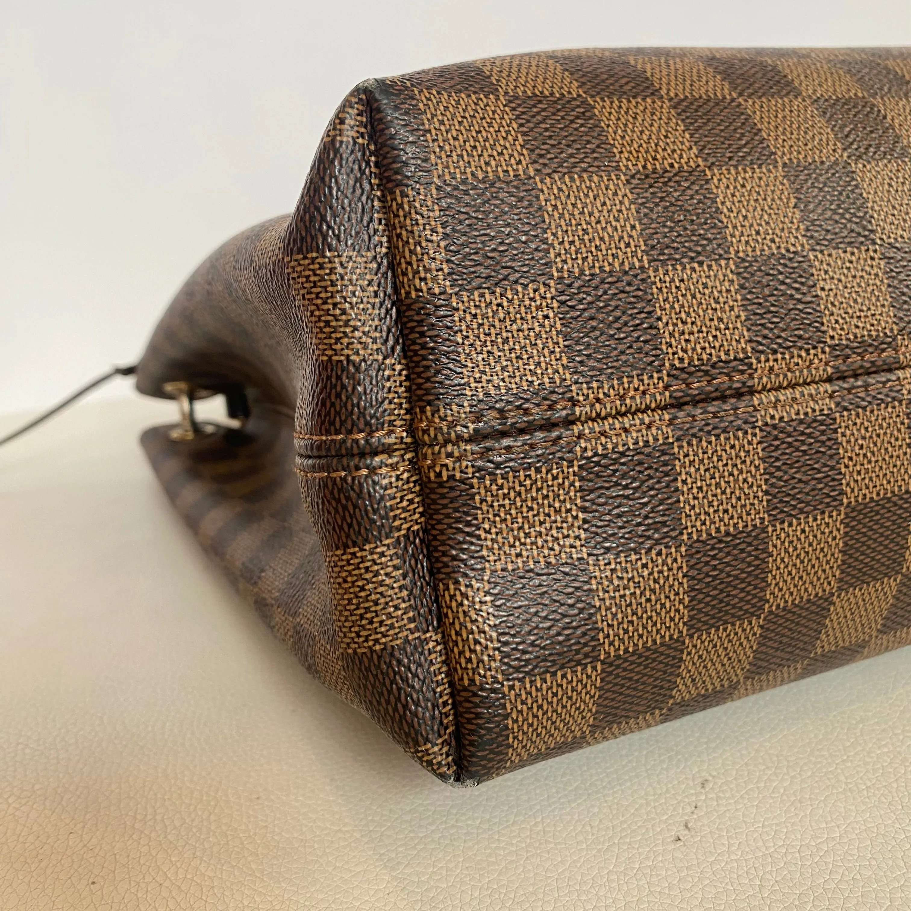 LOUIS VUITTON Graceful Damier Ebene PM