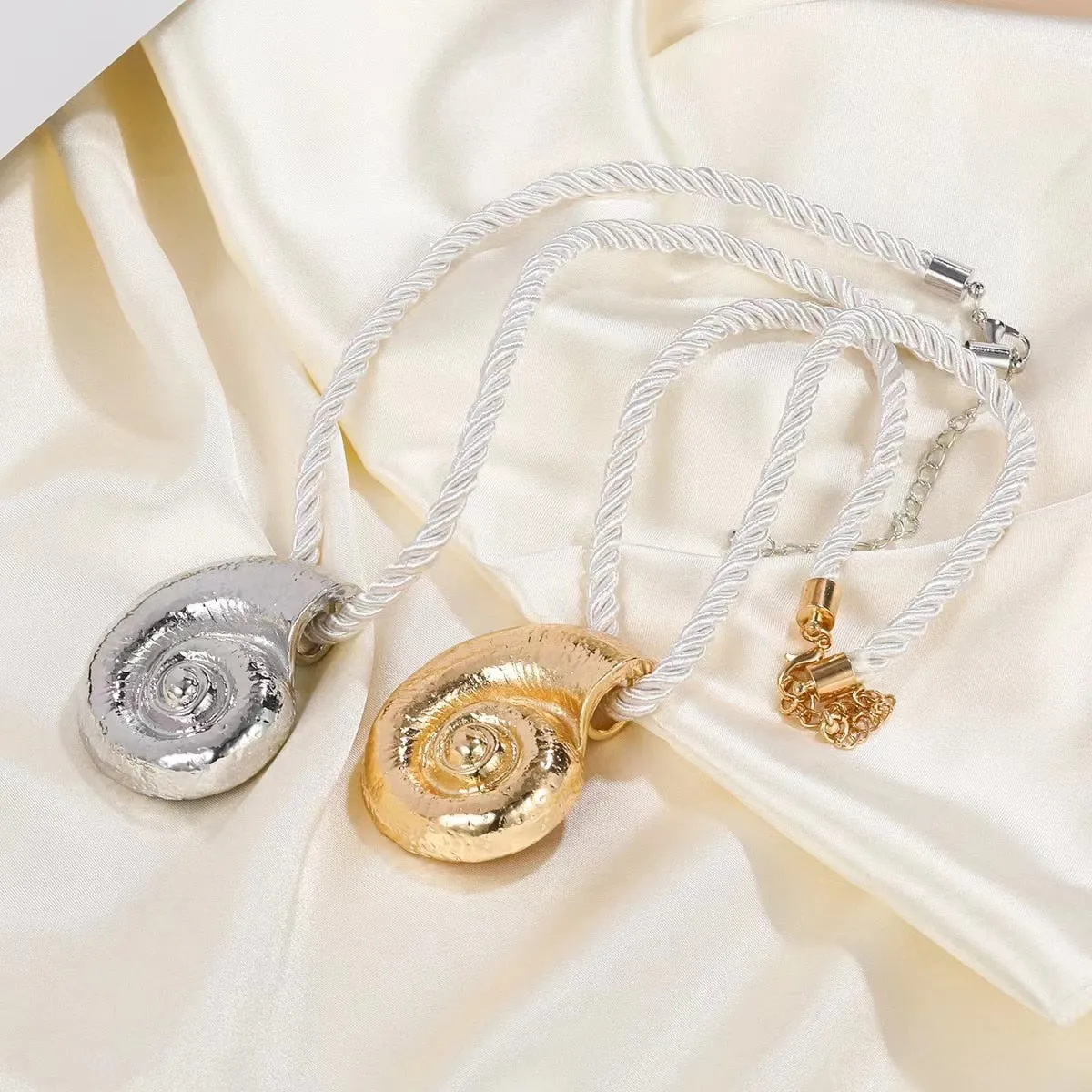 Nautilus Shell Pendant Choker Necklace