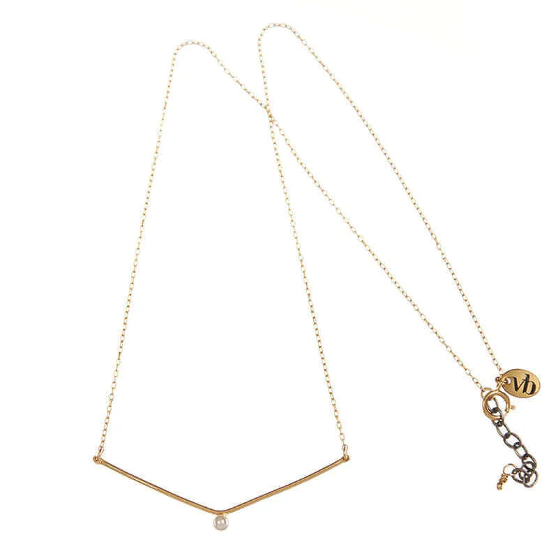 VAREN PEARL BAR NECKLACE